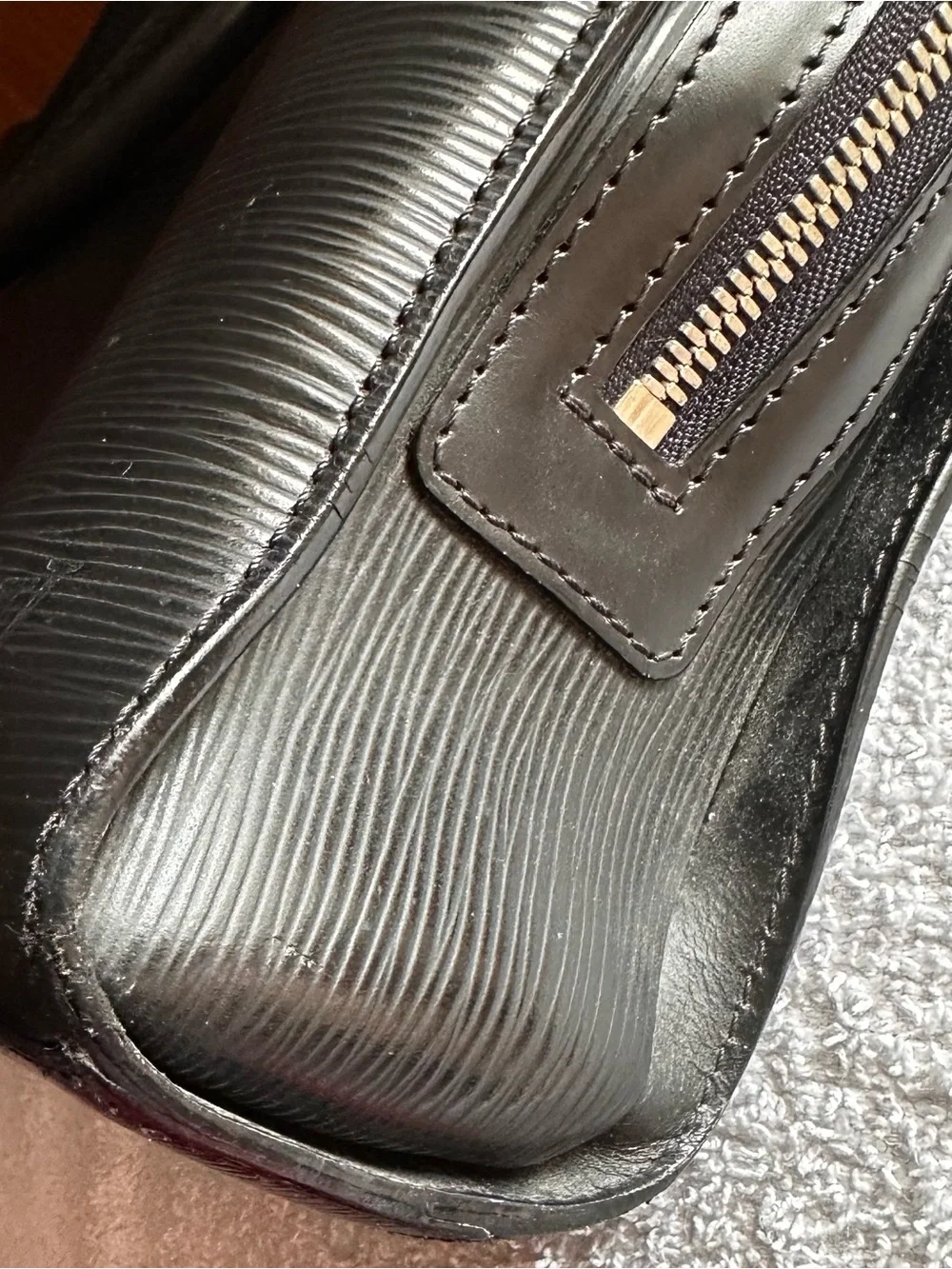 ✨ Louis Vuitton Epi Bassano GM Briefcase – Black ✨